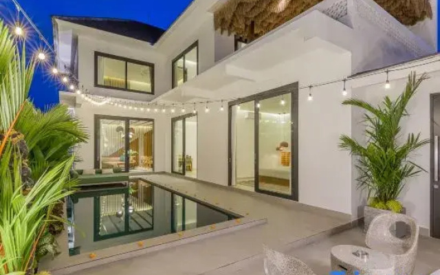 Villa Siddhi - 3BR Pool Home, Central Bumbak, Long Stay