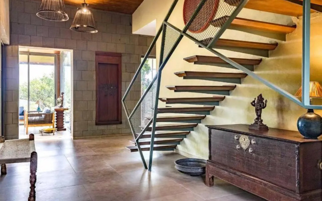 RedhomeX Historic Bungalow