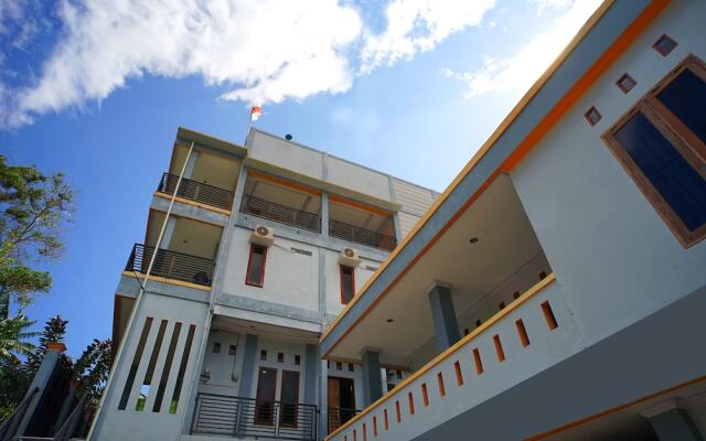 Winolanto Guest House Syariah by OYO Rooms