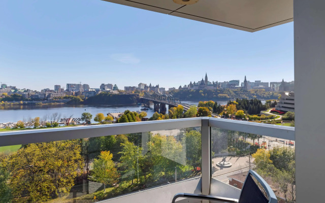 Best Western Plus Gatineau-Ottawa Downtown