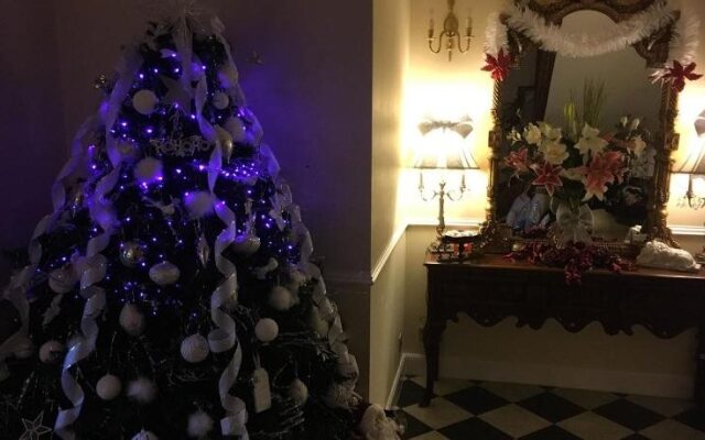 Aaran Lodge Guest House