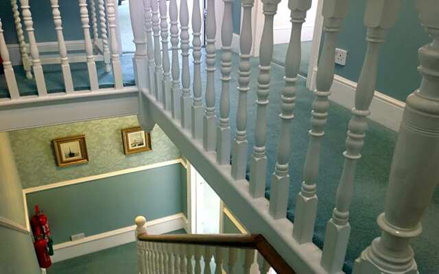Bassets House