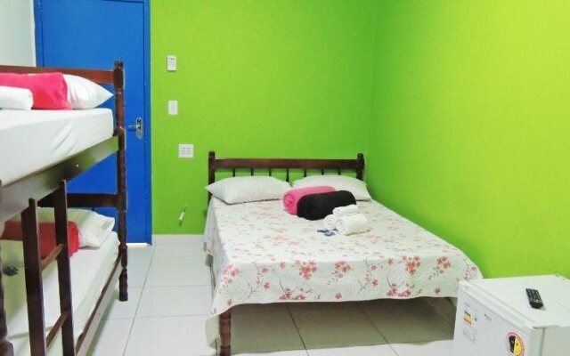 Cabanas Hostel & Suites