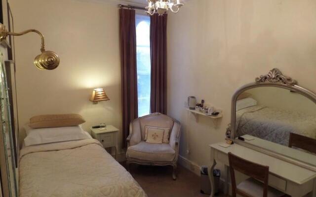 Bentley Tower Hotel