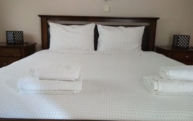 Samothraki Beach Apartments & Suites Hotel