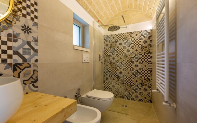 2220 Trulli Biancapetra by Perle di Puglia