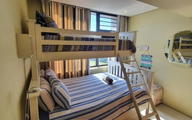 Accommodation Front - Tastefully Furnished 6 Sleeper with Ocean Views
