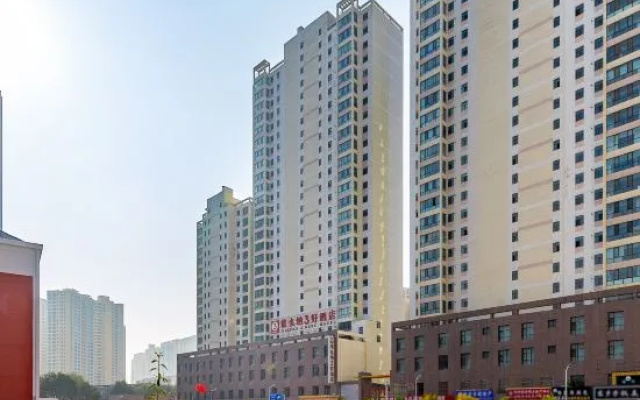 Vienna 3 Best Hotel (Xining Railway Station Jiuying Cordyceps Market) – Outside – Xining