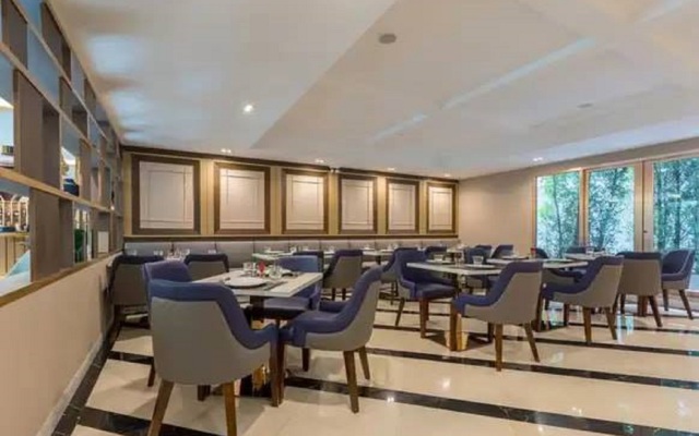 GLOW Sukhumvit 5 by Centropolis