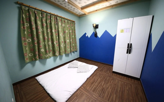 Jangseung Park Pension