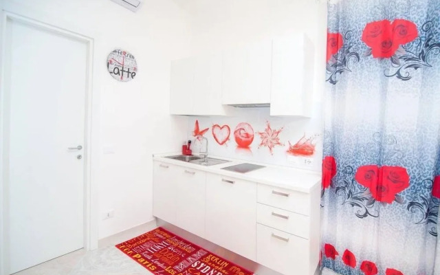Red Rose Apartment