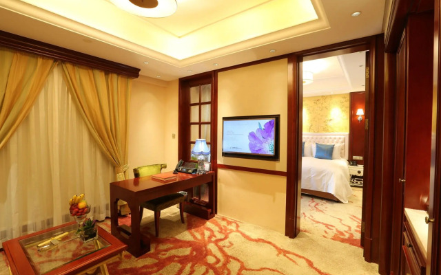 S & N International Hotel Linhai