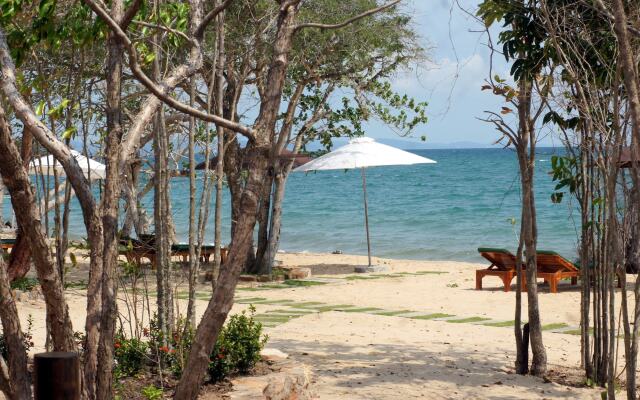 Gold Sand Beach Bungalow