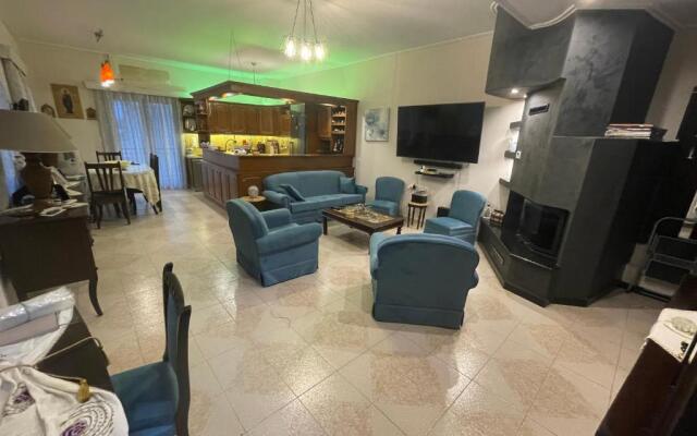 Efis guest house near Nafpaktos-Fully Equipped Home