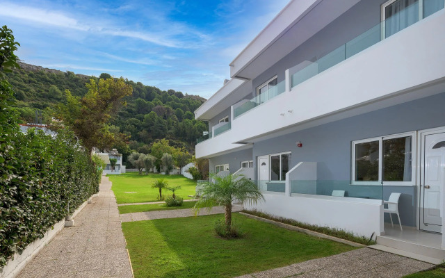 Oceanis Park Hotel
