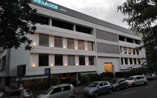 Seasons Hotel