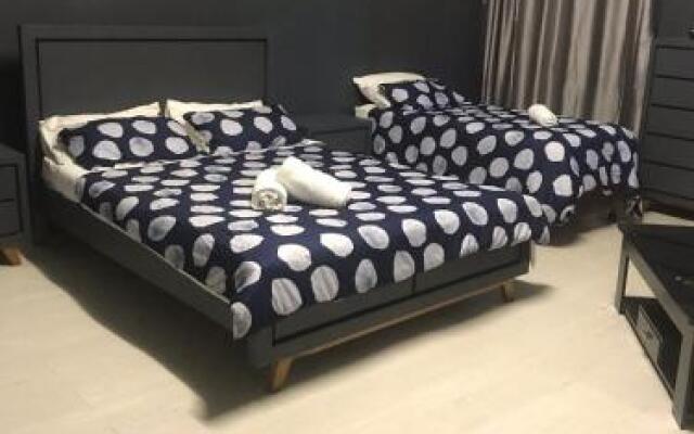 The Flinders Hotel Motel