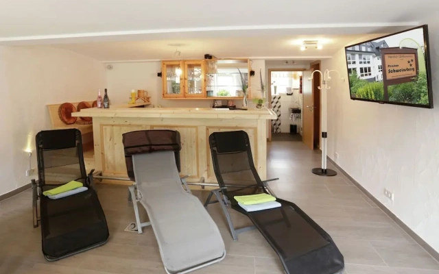 Bright Apartment in Medelon With Jacuzzi and Sauna