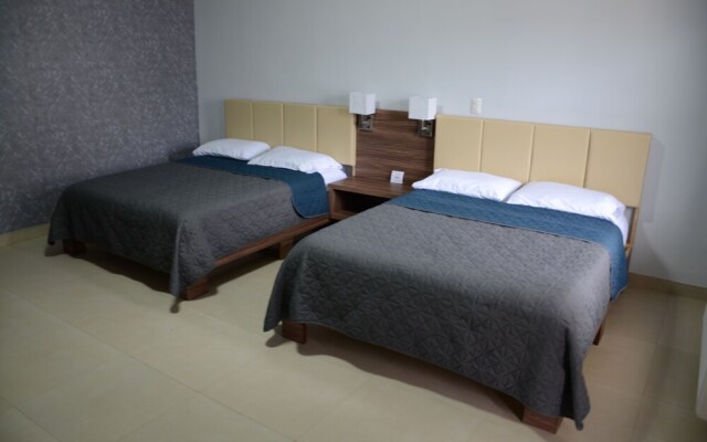 Hotel Monarca