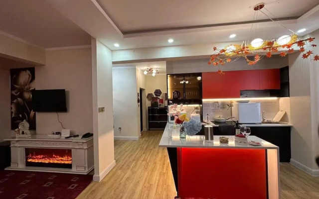 Eagle Town Service Apartment