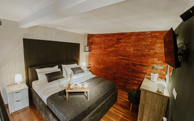 Luxury Inn