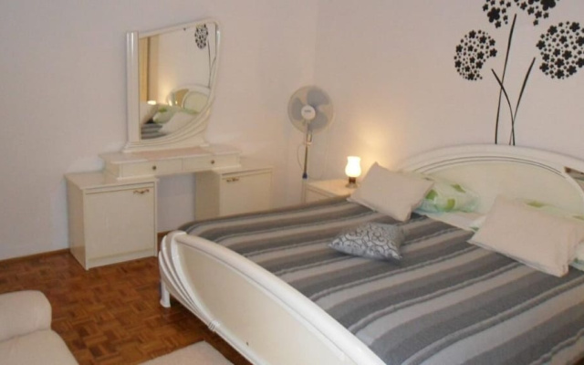Apartment Ralje