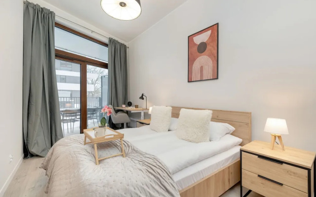 Luxurious Apartment by Renters Prestige