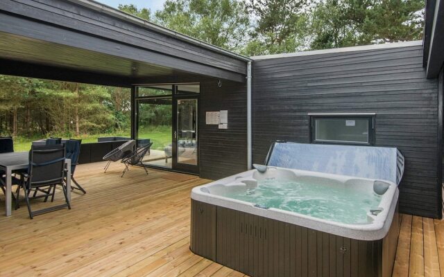 8 Person Holiday Home in Ebeltoft