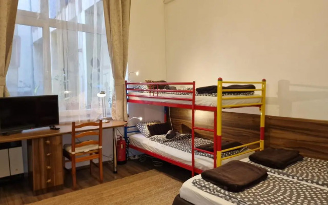 Dombóvári way apartman