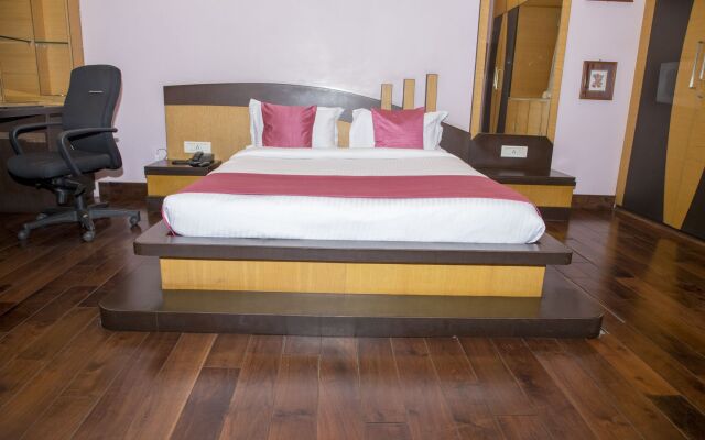 Hotel White House Inn By OYO Rooms
