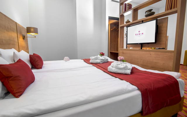 Rubin Wellness & Conference Hotel