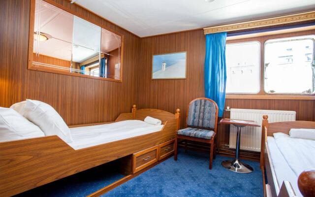 M/S Birger Jarl – Hotel & Hostel