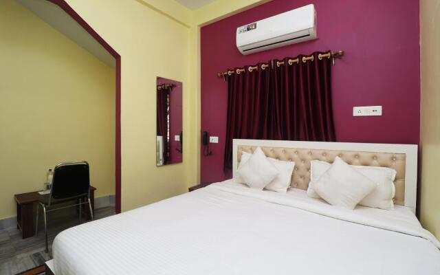 OYO 36451 Pallyshree Guest House