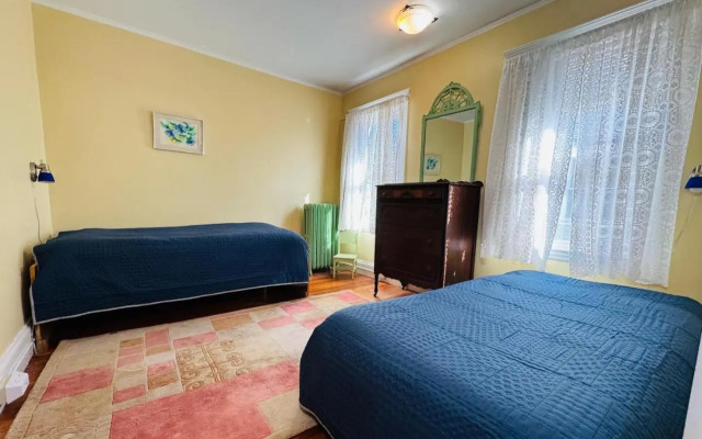 Victorian Condo