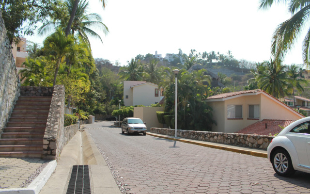 Villas del Palmar Manzanillo with Beach Club