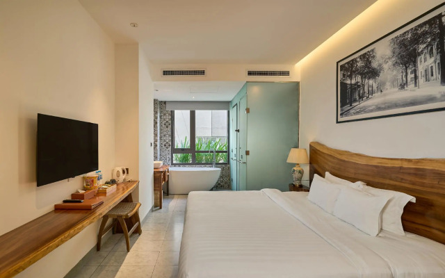 Sky Gem Central Hotel