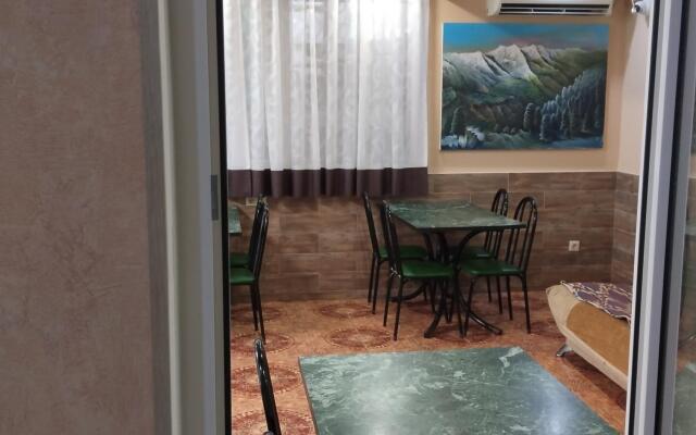 Guest house on Nadezhda Street