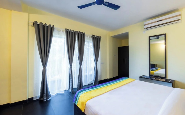 Blue Door Hotel Morjim