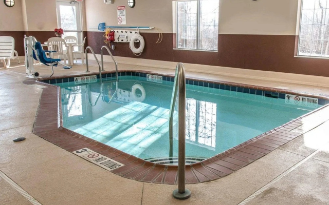 Quality Inn Near Interstate I94