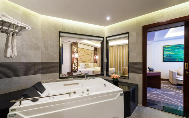 Blue Diamond Hotel
