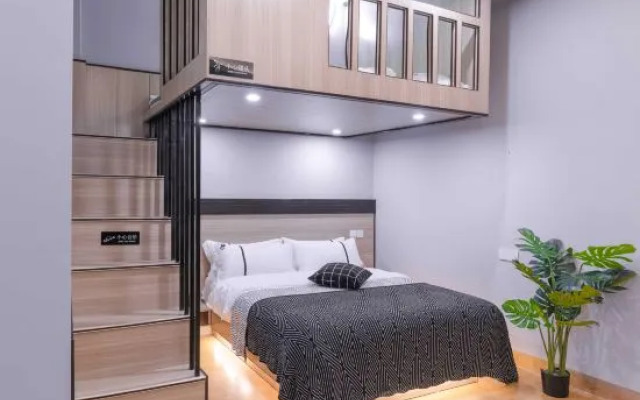 Jixiang Hotel (Haikou Meilan Airport)