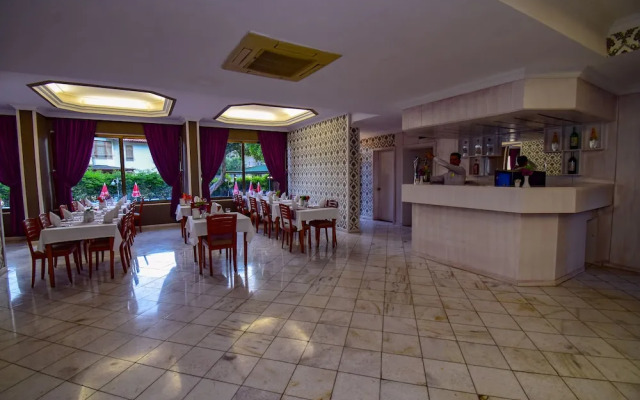 Juniper Hotel - All Inclusive