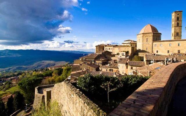 Alice's room by Casolare Isabella