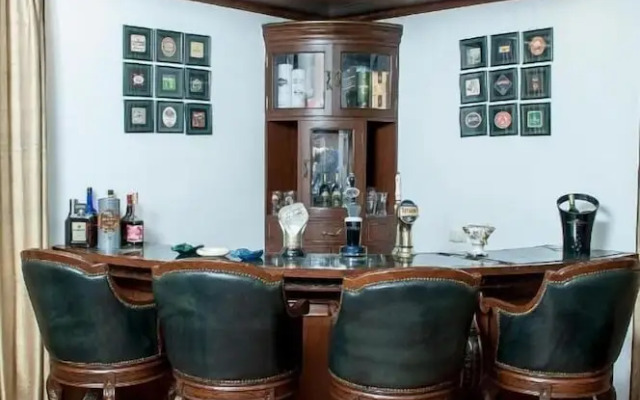 VILLA 33 Bed & Breakfast