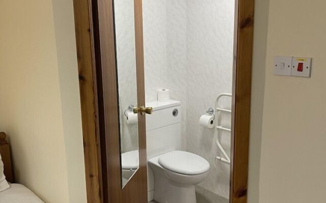 Royal Oak Guest House