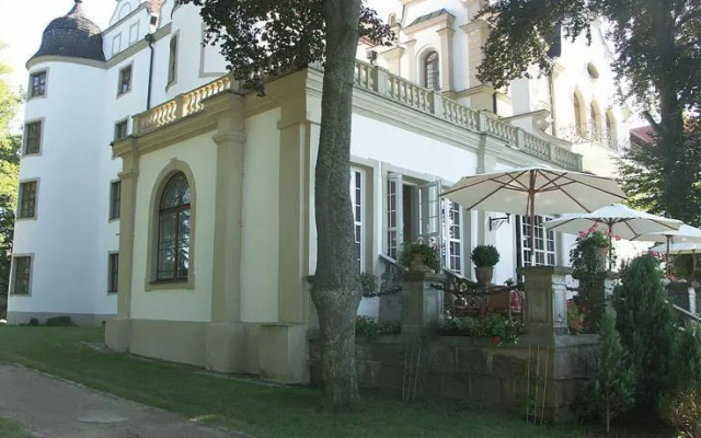 Podewils Krag Castle