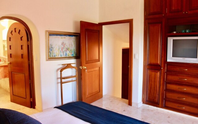 Stunning Residence 4 Bedrooms, AC, WiFi