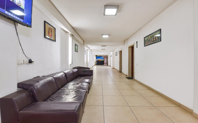 Fabhotel Gl Residency