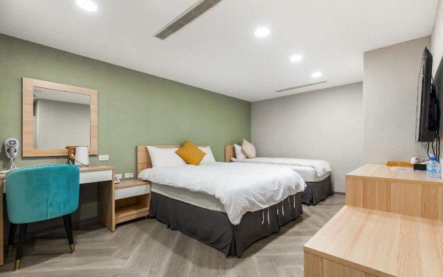 Mu Chen Hotel