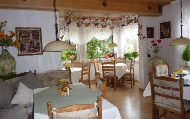 Pension Rheingold Garni